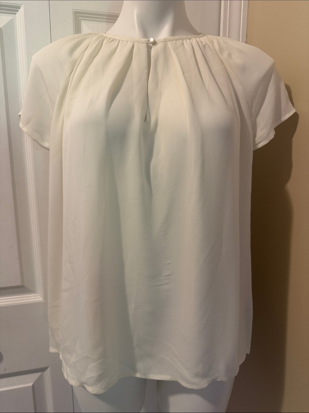 Brooks Brothers Cream Silk Pleated Cap-Sleeve Blouse Size 12